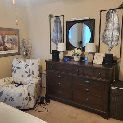 Sale Photo Thumbnail #74