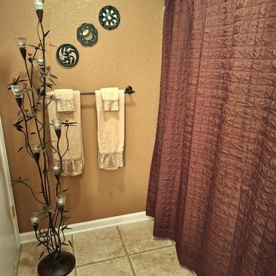 Sale Photo Thumbnail #195