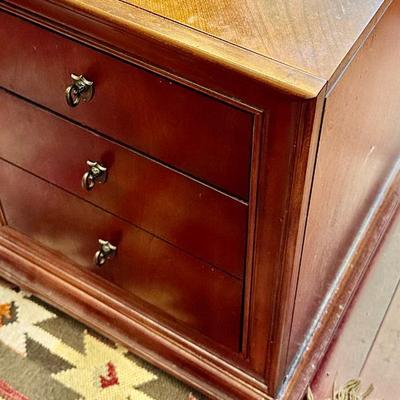 Sale Photo Thumbnail #162