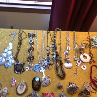 Sale Photo Thumbnail #24