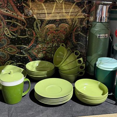 Vintage Avocado Green Melamine Dish Set + Stanley Thermos & Insulated Mug Set (Original Box)