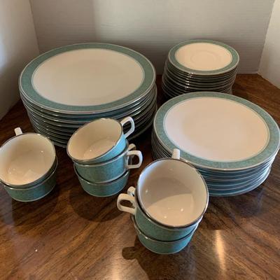 Franciscan Masterpiece China Dinner Set