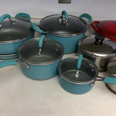Pioneer Woman And Southern Living Pots And Pans