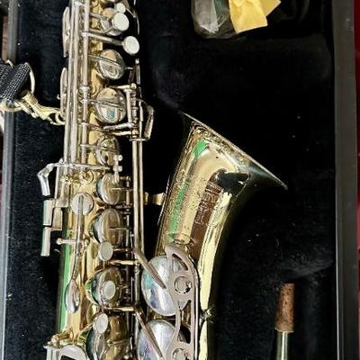 Bundy saxophone 