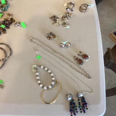 Sale Photo Thumbnail #175