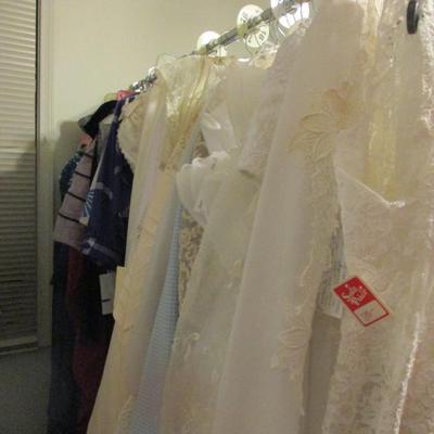 don't go by prices in pics. they are all being repriced for resale
