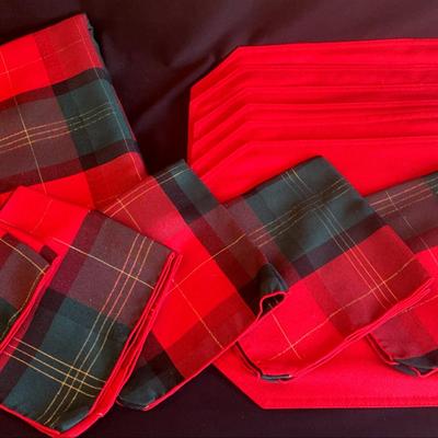 Holiday Place Setting Set Of Six