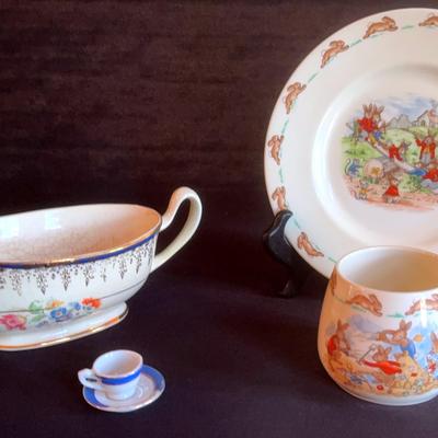 Cute Lot Of Dainty Dishes Including Bunnykins Tea Set