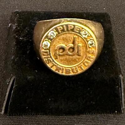 Men’s 10K Ring with stones - see pictures Size 8.5