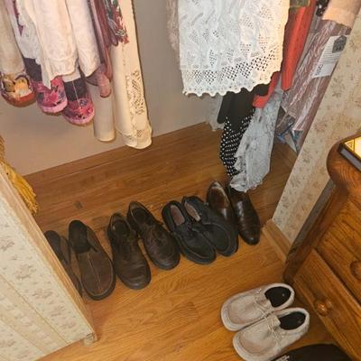 Sale Photo Thumbnail #25