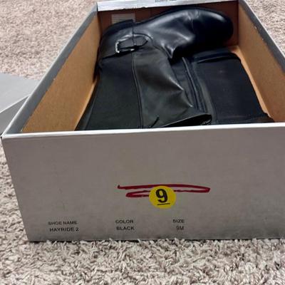 Sale Photo Thumbnail #74: Aerosoles