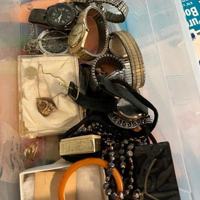 Sale Photo Thumbnail #184