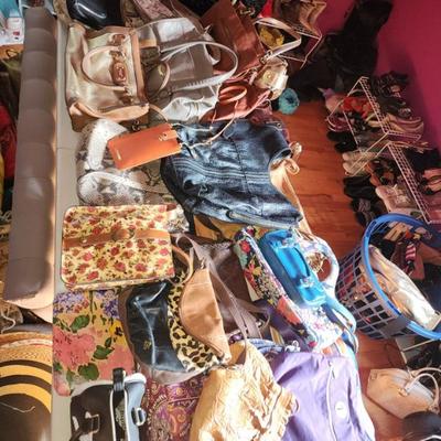 Sale Photo Thumbnail #96