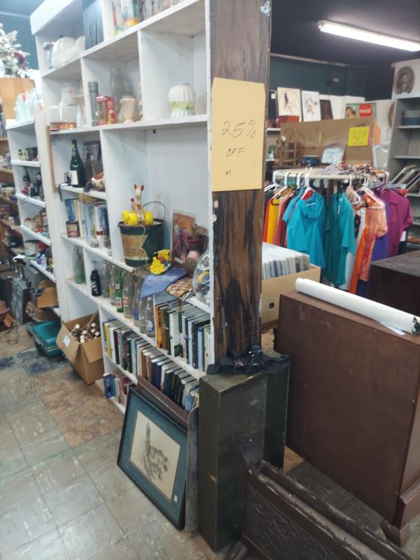 Sale Photo Thumbnail #97