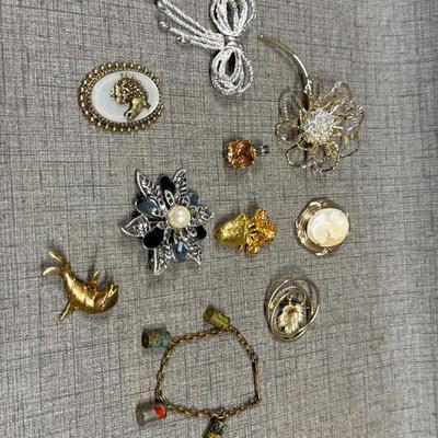 Sale Photo Thumbnail #448