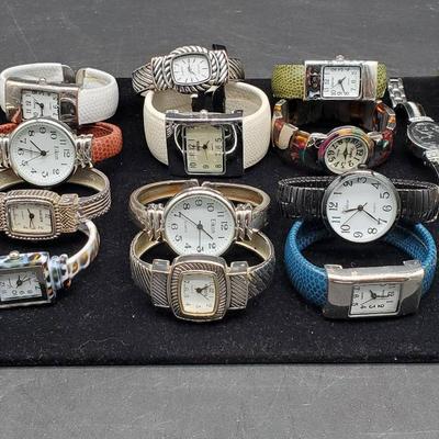 (18) Women's Fashion Watches 