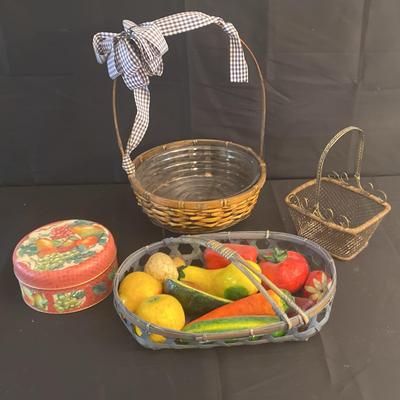 Decorative Kitchen Items 