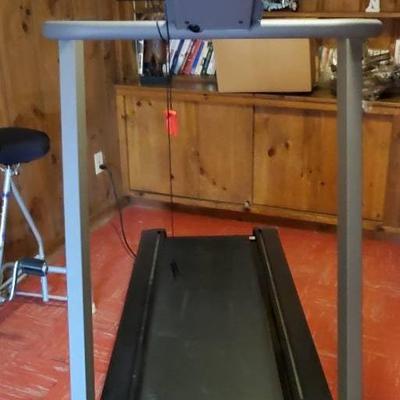 Pro Form 520 Pro-Form Incline Treadmill 