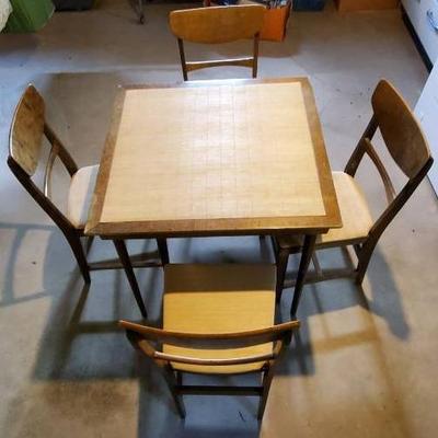 Vintage MCM Wooden Folding Table And (4) Chairs 