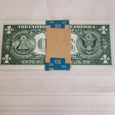Mint State Stack of 50 Sequential Numbered Silver Certificates Currency