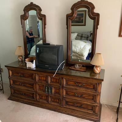 dresser w 2 mirrors. 
dresser 77w 19d 32h 
mirror 48h 22 w