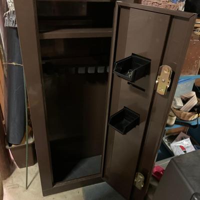 Gun safe 55.5h 21w 10d