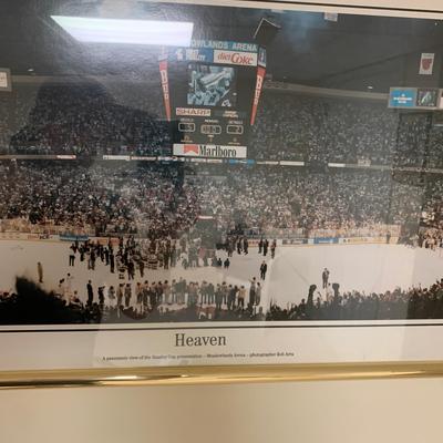 Heaven print 40w14h 
Meadow lands Islanders versus detroit 5 to 2 final
