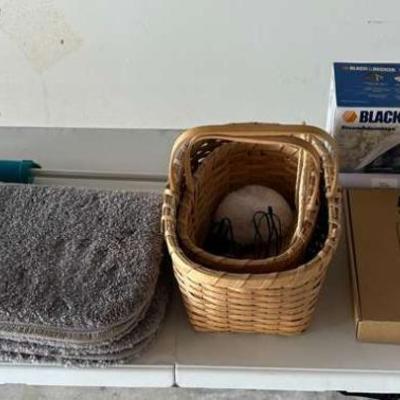 KFE030- Miscellaneous Bathroom Lot Including Hurricane Spin Scrubber