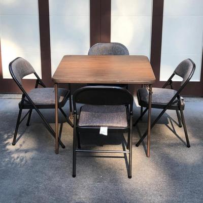 Folding Card Table & Chairs – Ready-to-Go Game Night Ensemble