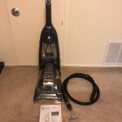 Royal Precision Carpet Model RY7910 Extractor with Upright Handle	