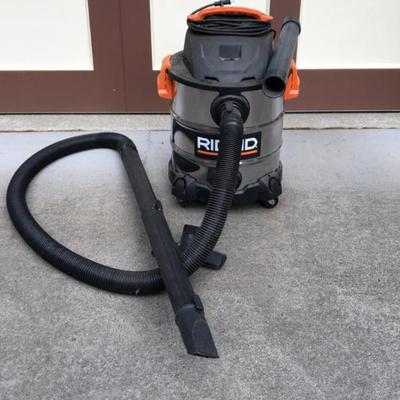 Rigid Wet/Dry Shop Vacuum – 10-Gallon Capacity