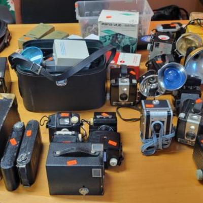 Sale Photo Thumbnail #144: Cameras 