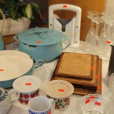 Sale Photo Thumbnail #37: Dansk Enamelware