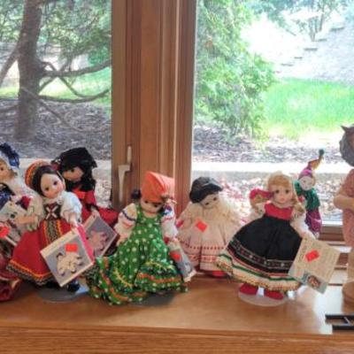 Sale Photo Thumbnail #138: Antique Dolls