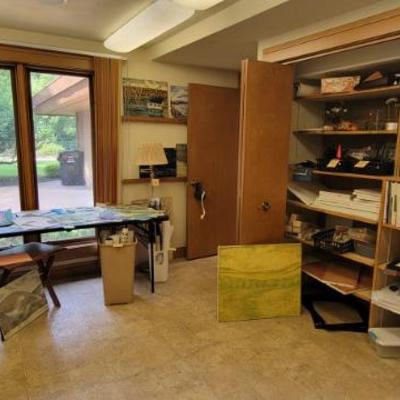 Sale Photo Thumbnail #105: Art Studio