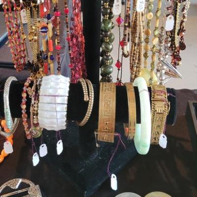 Sale Photo Thumbnail #171: Jewelry
