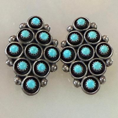 Vintage Zuni Sterling Silver Round Turquoise Sawtooth Bezel Shadow Box Clip On Earrings - 7.4 Grams