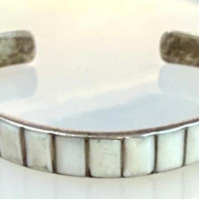 Old Pawn Sterling Silver & White Shell Cuff Bracelet - Total Weight 13.7 Grams