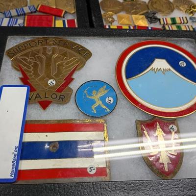 Militaria