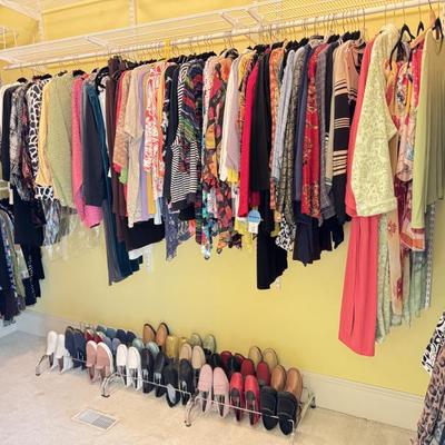 Sale Photo Thumbnail #143
