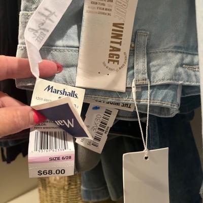 Sale Photo Thumbnail #667