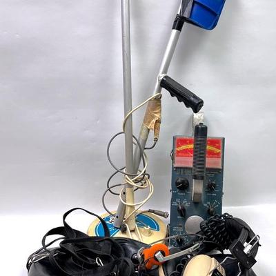 “White’s” Coinmaster Metal Detector & Headphones