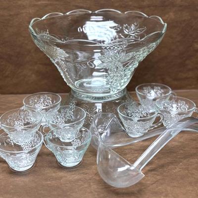 “Anchor Hocking” Punch Bowl Set 