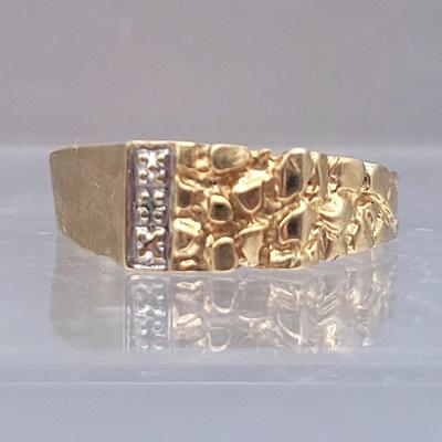 10 KT GOLD NUGGET RING W/NATURAL DIAMONDS