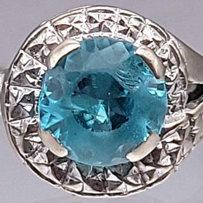 Women's 10kt White Gold Topaz Ring 