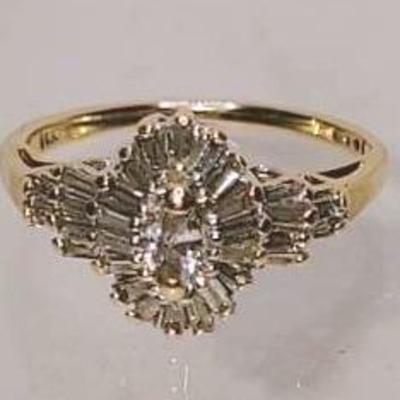 14kt Diamond Cluster Cocktail Ring