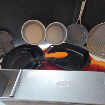 Pans And Bakeware Collection Featuring Lodge Cast Iron And More
