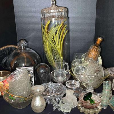 Elegant Collection of Decorative Glassware & Crystal Accents