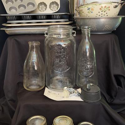 Vintage Glassware, Bakeware & Columbia Dairy Milk Bottle Collection