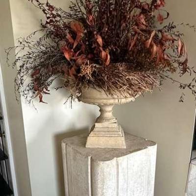 Resin Pillar With Flower Arrangement 